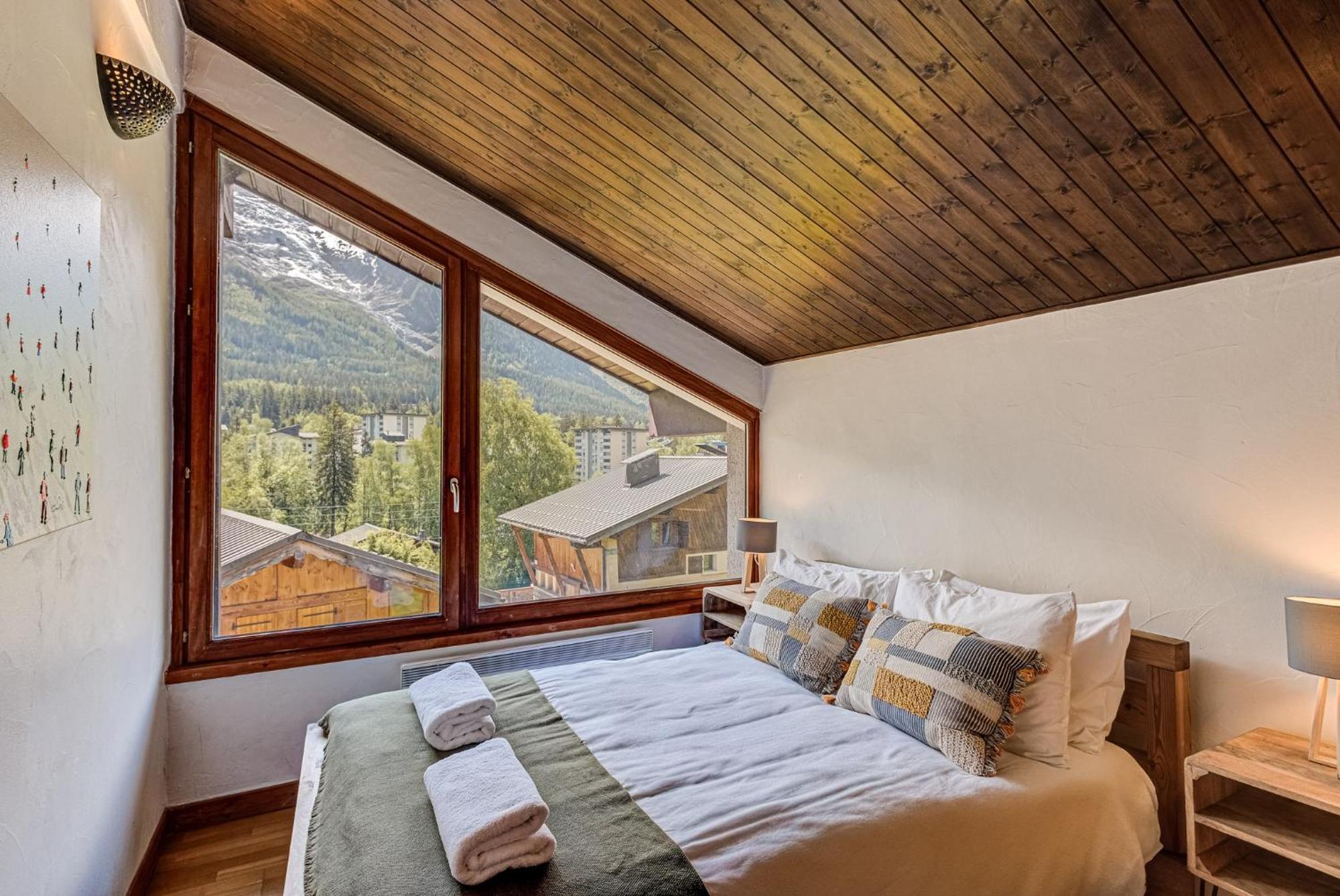 Apartment Chamouny - Alpes Travel - Chamonix - Sleeps 8 Экстерьер фото